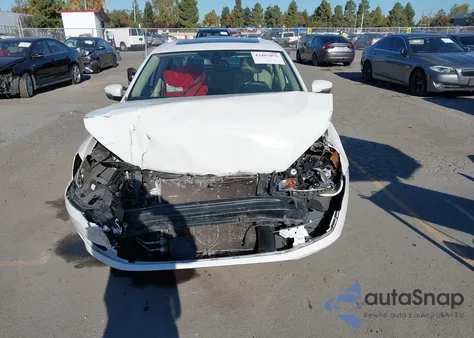 2014 Volkswagen Passat 2.0L Tdi Se z USA, uszkodzony, nr VIN 1VWBN7A37EC109960